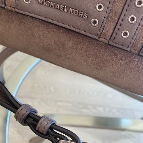 Authentic Michael Kors Bag - Picture 9 of 9